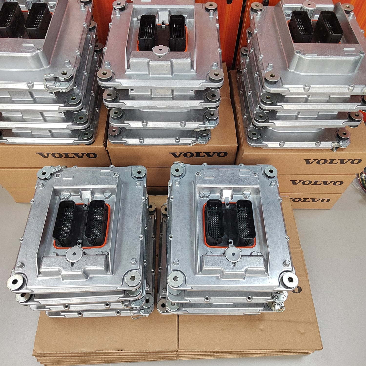 New engine control unit model 22423433 Suitable for Volvo electronic computer module ECU22423433 20241106144220