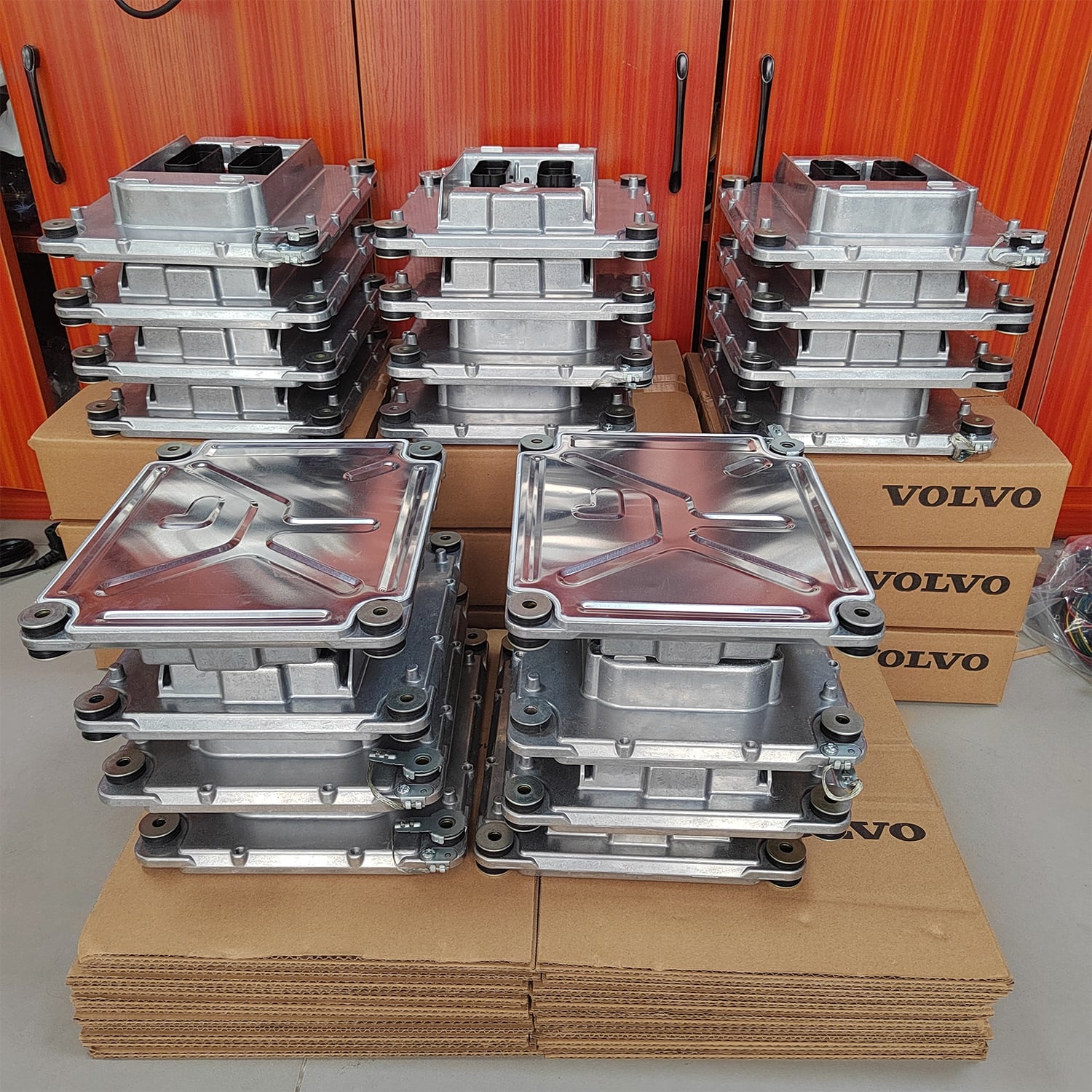 New engine control unit model 22423434 Suitable for Volvo electronic computer module ECU22423434 20241106144217